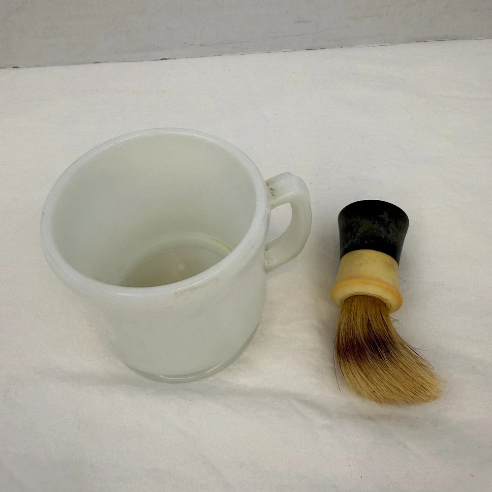 Vintage Ever-Ready 100T Shaving Brush and White Milk Glass Shaving Mug‎ Set
